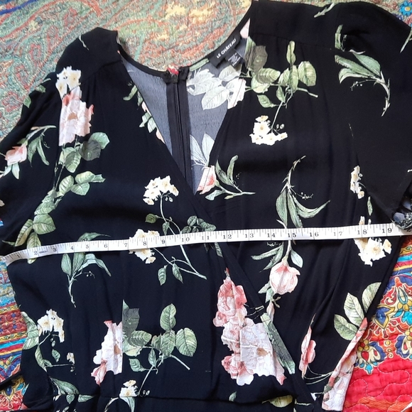 FREE Le Chateau Dark Floral Mini Sz XXL - Picture 8 of 12